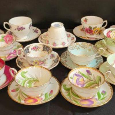 Bone China Tea Cup Collection
https://ctbids.com/estate-sale/34628/item/3890076/Bone-China-Tea-Cup-Collection