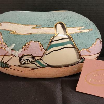 Vera Russell Handcast & Handpainted Ceramic w/ 22K Gold Accent Paint...