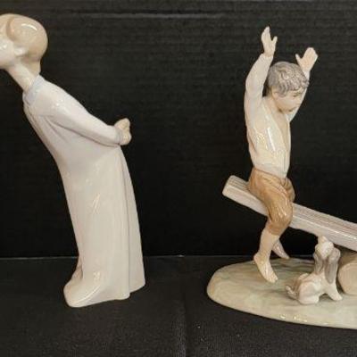Lladro Kissing & Playing Figures (3)
https://ctbids.com/estate-sale/34628/item/3894630/Lladro-Kissing-Playing-Figures-3