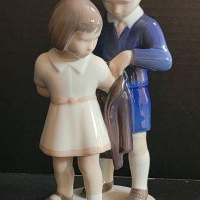 Bing & Grondahl Figure #2312 "Young Gentleman"...
