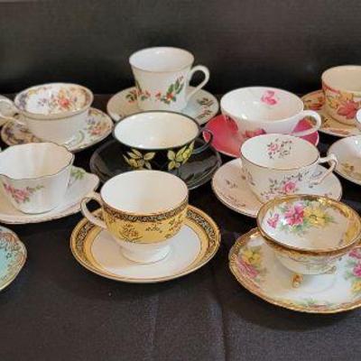 Fine Tea Cup Collection
https://ctbids.com/estate-sale/34628/item/3890078/Fine-Tea-Cup-Collection