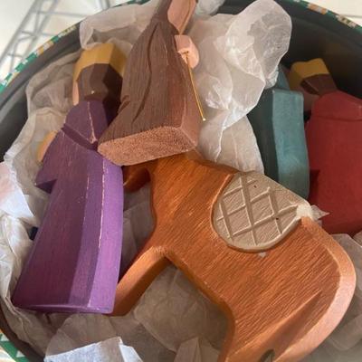 Block wood Nativity no