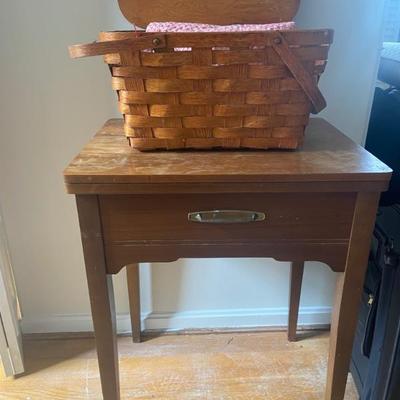 Sewing table & picnic basket 