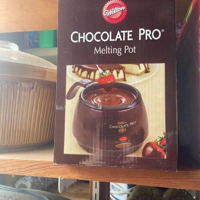 Chocolate melting pot