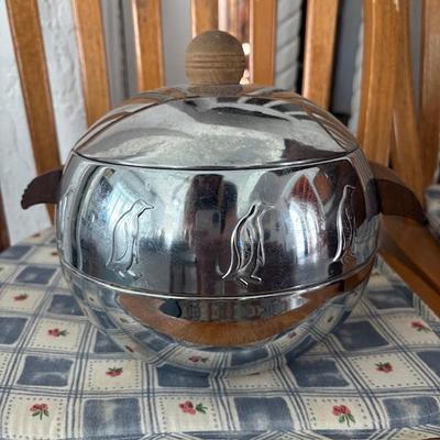 Vintage West Bend penguin hot/cold server