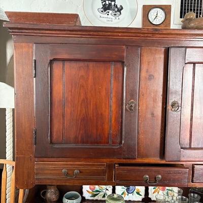 Antique mid to late 1800s Hoosier cabinet