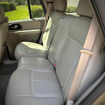 2007 Chevrolet trailblazer, 168,000 miles, fully loaded, clean title, leather seats, trailer hitch. Title available. Please note we do...