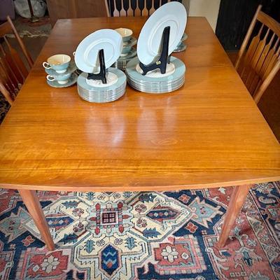 c. 1960 Drexel MCM dining table and four chairs. Shown with no leaves.