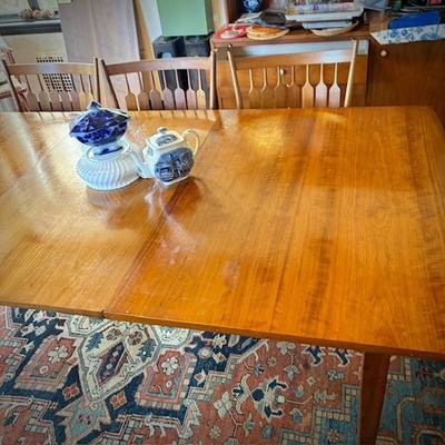 c. 1960 Drexel MCM dining table and four chairs. Shown with TWO leaves inserted.