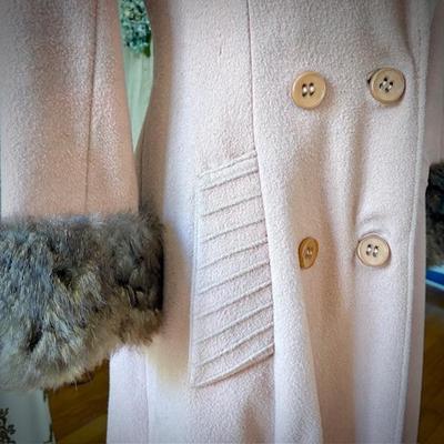 Vintage winter coat with fur cuffs and collar