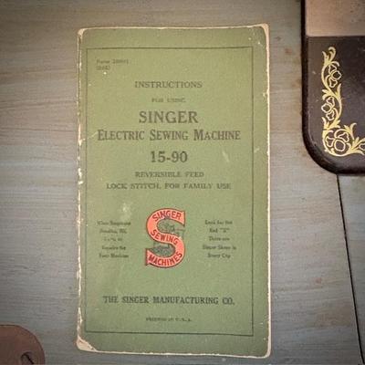 Vintage 1950s Singer 15-90 sewing machine and table