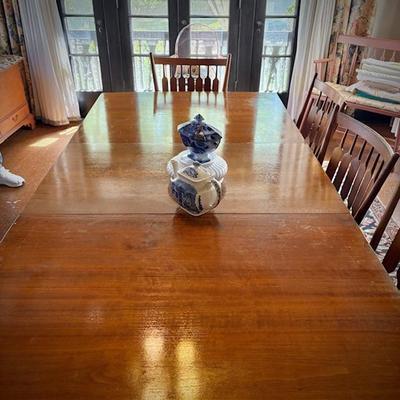c. 1960 Drexel MCM dining table and four chairs. Shown with TWO leaves inserted.