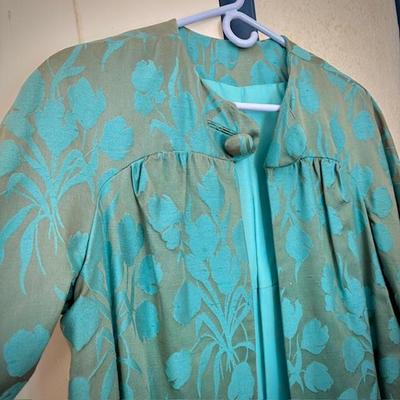 Vintage brocade duster with bracelet sleeves