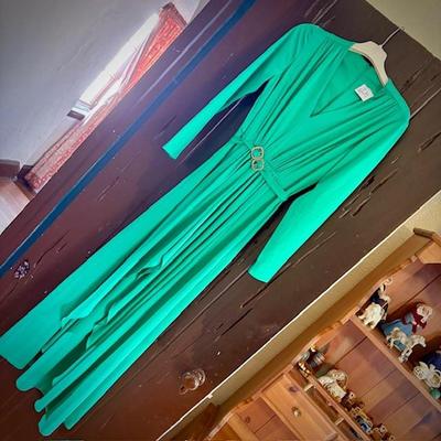 Vintage 70s green jersey dress