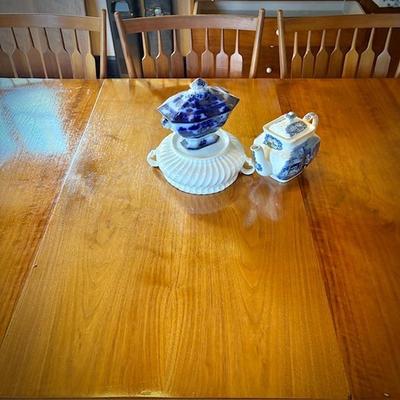 c. 1960 Drexel MCM dining table and four chairs. Shown with TWO leaves inserted.