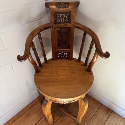 Chinese corner chair 