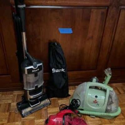 https://ctbids.com/estate-sale/34673/item/3897563/Cleaning-Essentials
