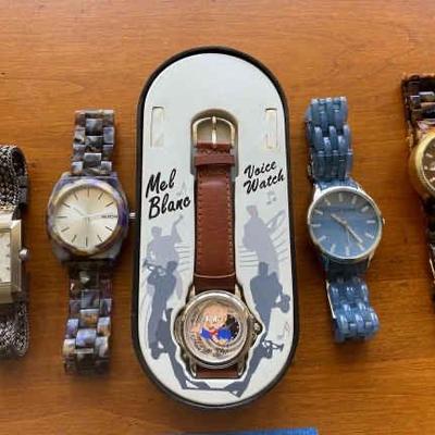 https://ctbids.com/estate-sale/34673/item/3892491/Nixon-Michael-Kors-Lois-Hill-Anne-Klein-Mel-Blanc-Voice-Watch