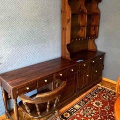 https://ctbids.com/estate-sale/34673/item/3893357/Office-Desk-And-Hutch