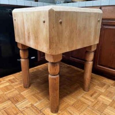 https://ctbids.com/estate-sale/34673/item/3889996/Butcher-Block-Cutting-Board