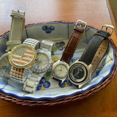https://ctbids.com/estate-sale/34673/item/3892490/Anne-Klein-Lois-Hill-Badgley-Mitchka-Watch