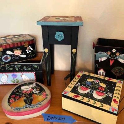 https://ctbids.com/estate-sale/34673/item/3892529/Hand-Painted-Country-Storage-Decor