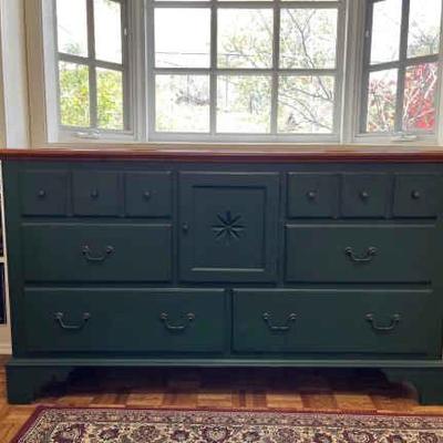 https://ctbids.com/estate-sale/34673/item/3890018/Ethan-Allen-Green-Dresser