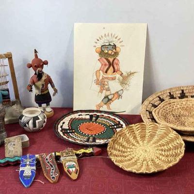 Native American And SW Decor, Art & Pottery (D.Leon Acoma Pottery, And Paula K. Tsosie)
