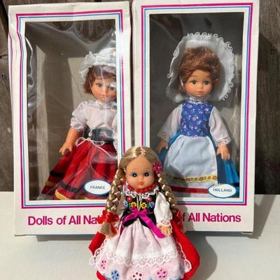 53 holland and france dolls of nations in boxes
