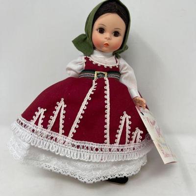 13 Madame Alexander Bulgaria International 7 inch Doll