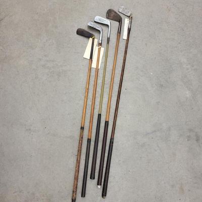 29 Five Wright Ditson Wood Shaft Golf Clubs
