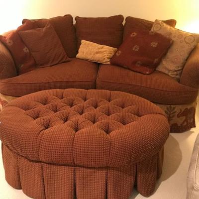 Hickory White ottoman $165
48 X 32 X 24"
Hickory White sofa $395
88" long
