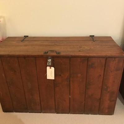 antique unbox from Nebraska $185
42 X 18 X 24"
2 available