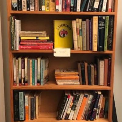 pine bookshelf $100
30 X 8 X 82"