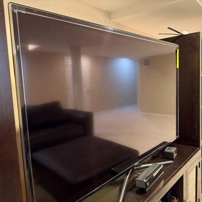 Samsung 63" TV