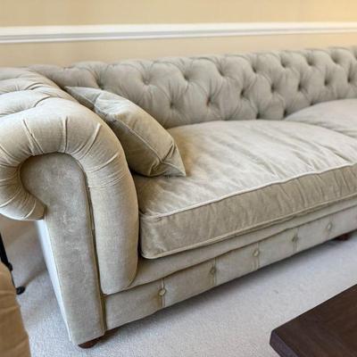 Restoration Hardware 9' Kensington Sofa 