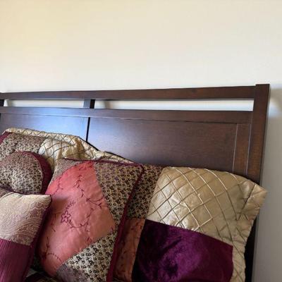 Queen Bedroom Set- Queen bed, dresser with mirror and one nightstand.  All excellent condition 