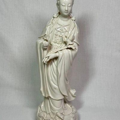 Vintage Chinese blanc de chine Quan Yin figurine, 11 1/2"
