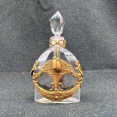 Perfume bottle