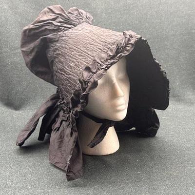 Antique bonnet