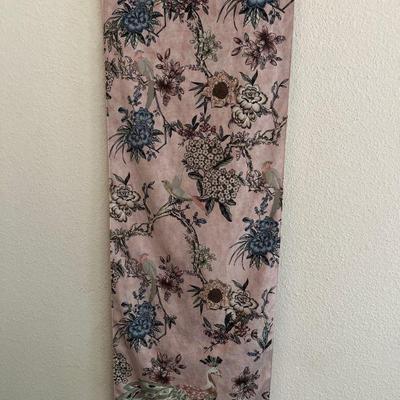 Table runner