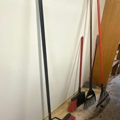 Brooms & rakes
