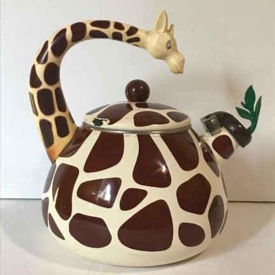 Giraffe Whistling Tea Kettle