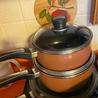 Chocolate Brown Megaware Cookware