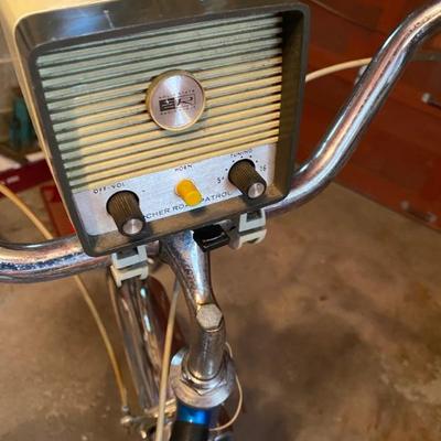 Vintage Radio/Horn