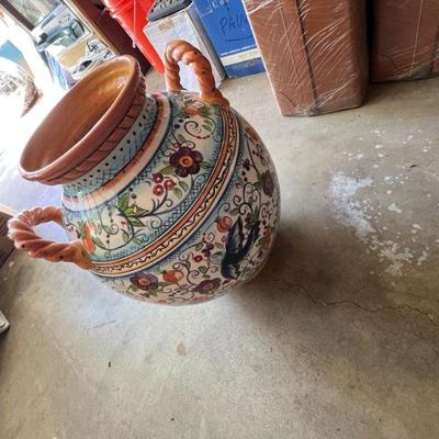 Great pottery some made in Italy, lots of other glass , ceramic and pottery