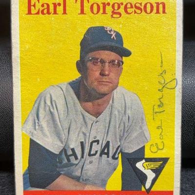 Earl torgeson signed baseball card