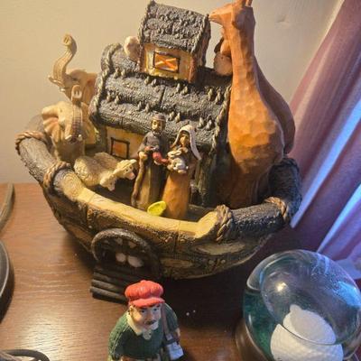 Noah’s Ark Figurine Set
- A beautifully detailed Noah’s Ark featuring animals and human figures, bringing a touch of biblical charm to...