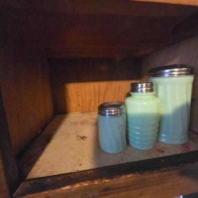 Vintage Canister Set
•  A gorgeous set of vintage jadeite canisters, perfect for adding a retro touch to your kitchen. These translucent...