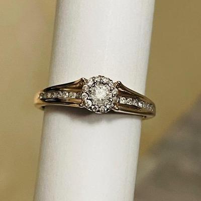 TN201  14k Rose Gold Diamond Ring